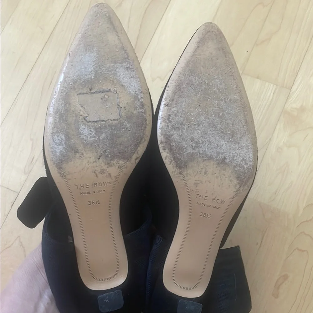 The Row Black Heels with Bow Detail - Picture 7 of 7